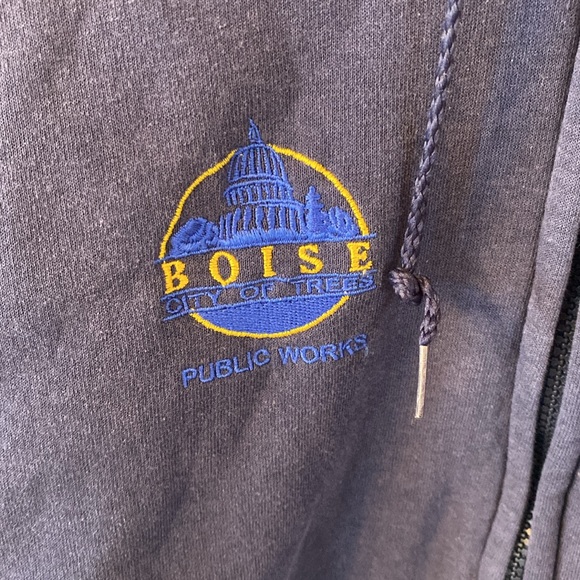 Men’s zip up hooded sweatshirt. Fuzzy lining. - Picture 2 of 9